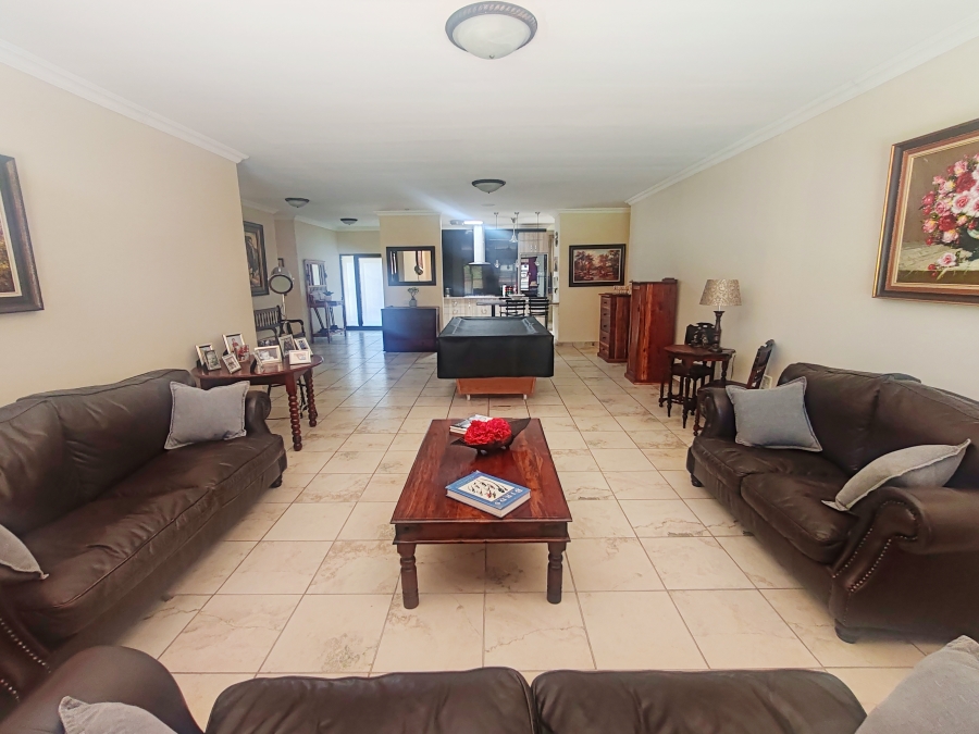4 Bedroom Property for Sale in Country Club Western Cape
